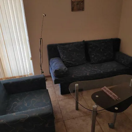 Апартамент Lovely Studio Flat Kamelia Garden 1 Bulgaria